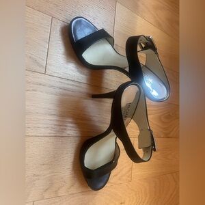 NWT Michael Kors Beverly Mule size 7